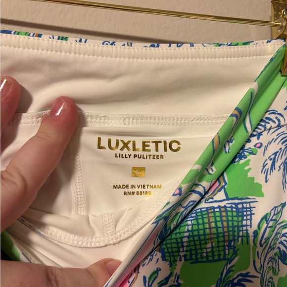 NWT Lilly Pulitzer UPF 50+ Taye Orb Green Serving It Up Ruffle Skort Size L - Picture 5 of 5